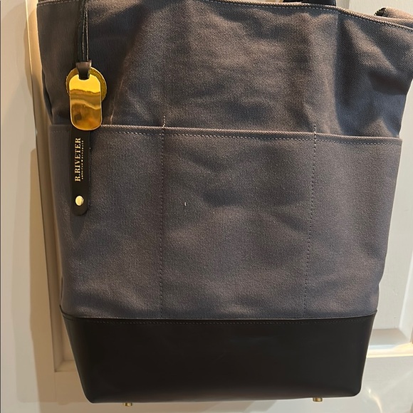 R. Riveter Otto tote - Picture 2 of 8